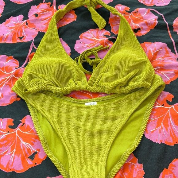 Wild Fable 70s groovy look👀 Lime 🍋‍🟩 Green Bikini👙Beach🏖️Time! Lined. Comfy! - Picture 17 of 17